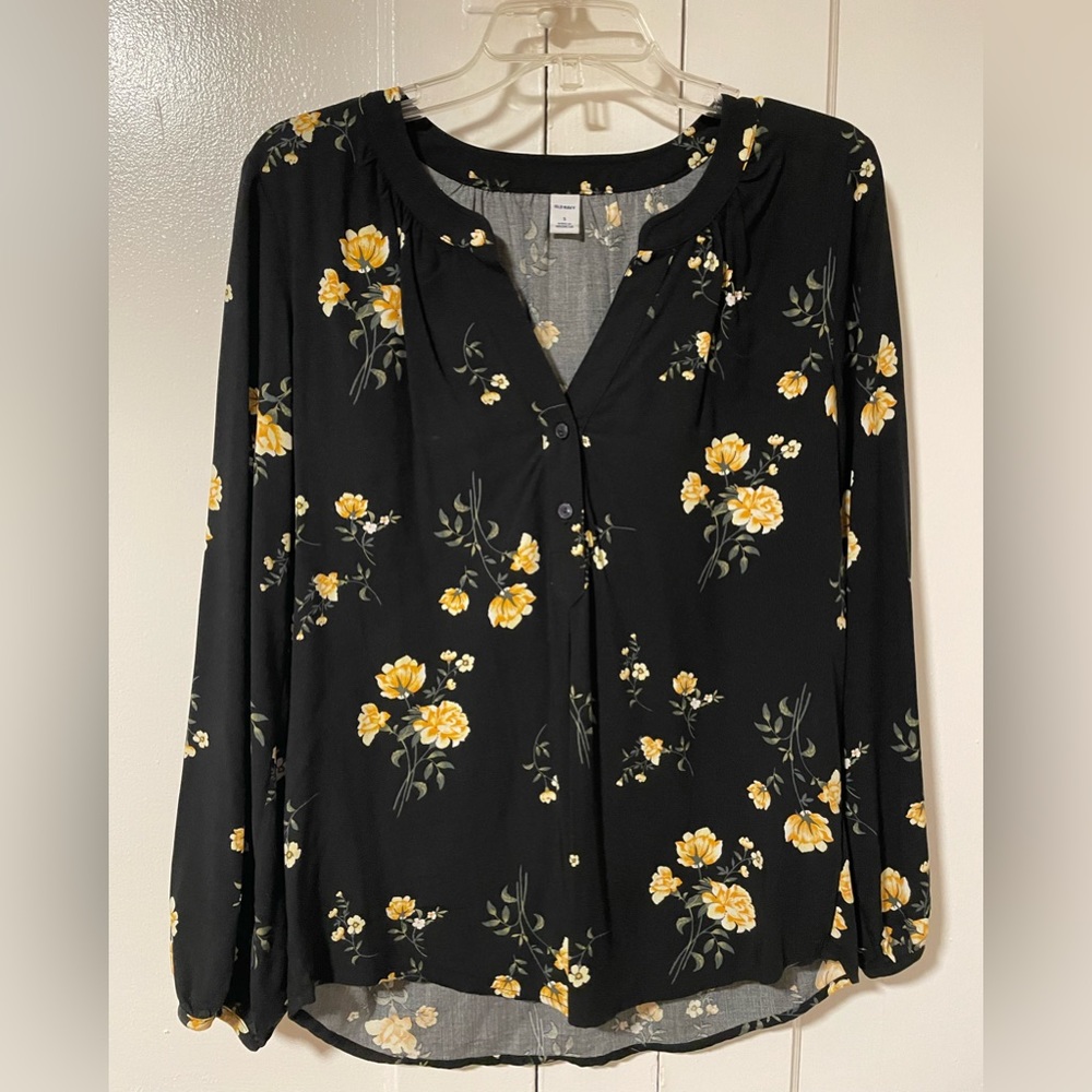 OLD NAVY: black floral blouse